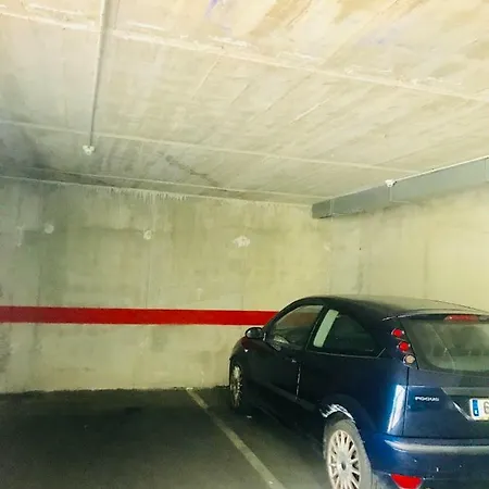 Super Deluxe Apartmento Pool בנידורם